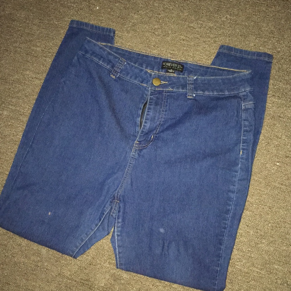 High wasted jeans